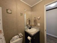 2016 FLEETWOOD HOMES INC	 BROADMORE Manufactured Home
