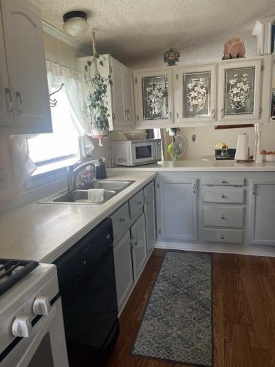 Photo 4 of 13 of home located at 1918 Atlanta Court Hartland, MI 48353