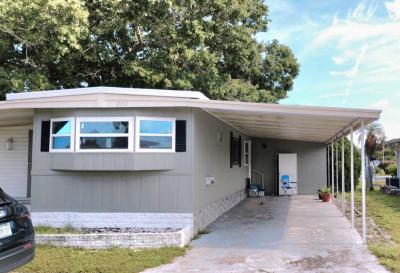 Photo 2 of 7 of home located at 6700 150th Ave Clearwater, FL 33764