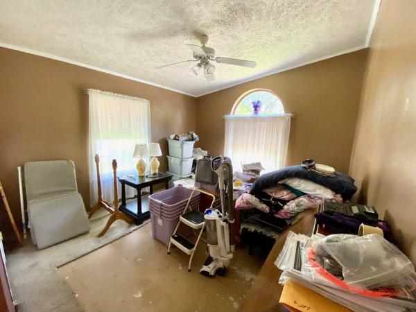 2001 Titan N/A Manufactured Home