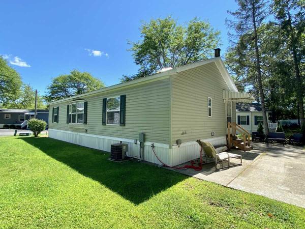 2001 Titan N/A Manufactured Home