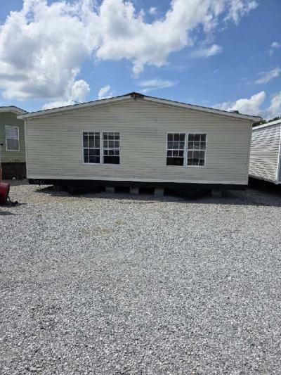 Photo 3 of 29 of home located at 175 Belcher Rd Sweetwater, TN 37874