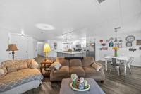 1971 Paramount Manufactured Home