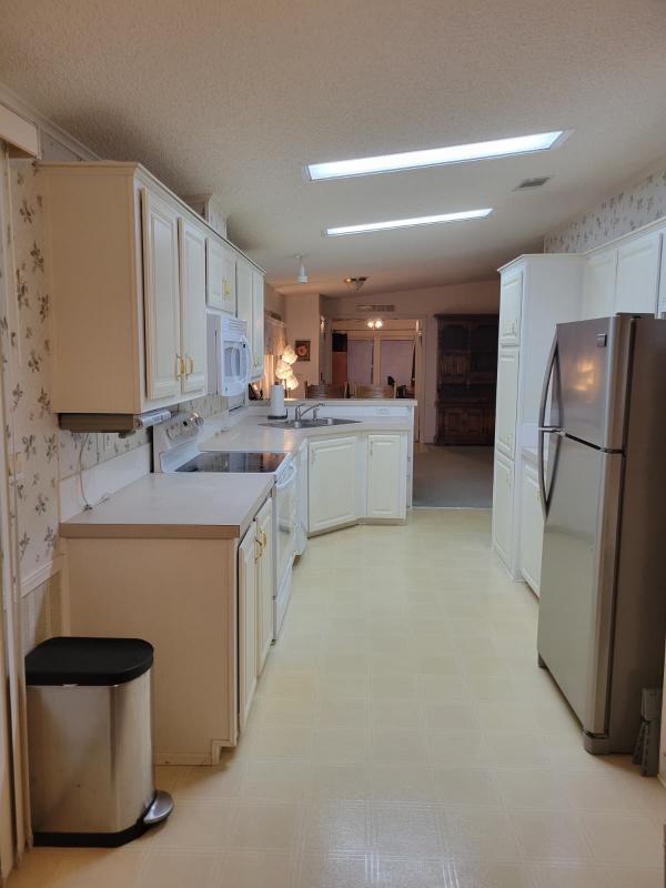 2000 2BA/2BA Mobile Home