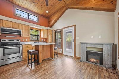 Mobile Home at 5200 Lake Shore Dr, Lot 48 Denton, TX 76208