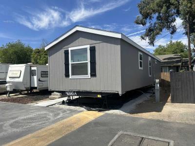 Photo 3 of 20 of home located at 1490 E 6th Street #7 Beaumont, CA 92223
