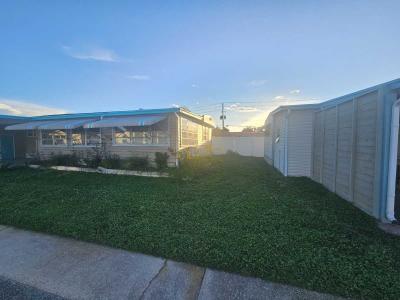 Photo 3 of 9 of home located at 2505 East Bay Dr Largo, FL 33771