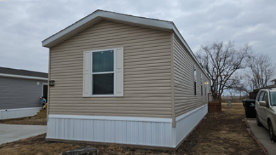Photo 5 of 5 of home located at 6930 NE 56th St Lot 51 Altoona, IA 50009