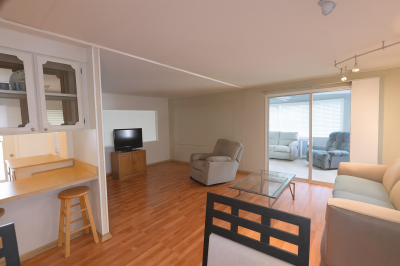 Photo 4 of 30 of home located at 601 Starkey Rd Largo, FL 33771