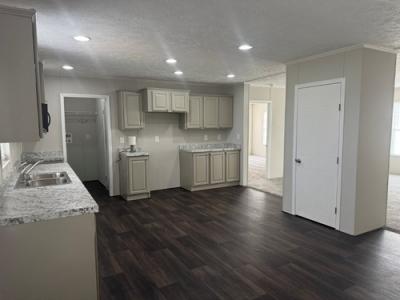 Photo 4 of 16 of home located at 704 Wade Rd Scotland Neck, NC 27874