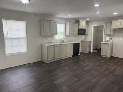 Photo 5 of 15 of home located at 704 Wade Rd Scotland Neck, NC 27874