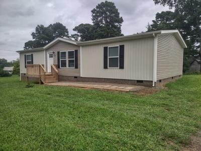 Mobile Home at 209 Lee Ford Camp Rd Ridgeway, VA 24148
