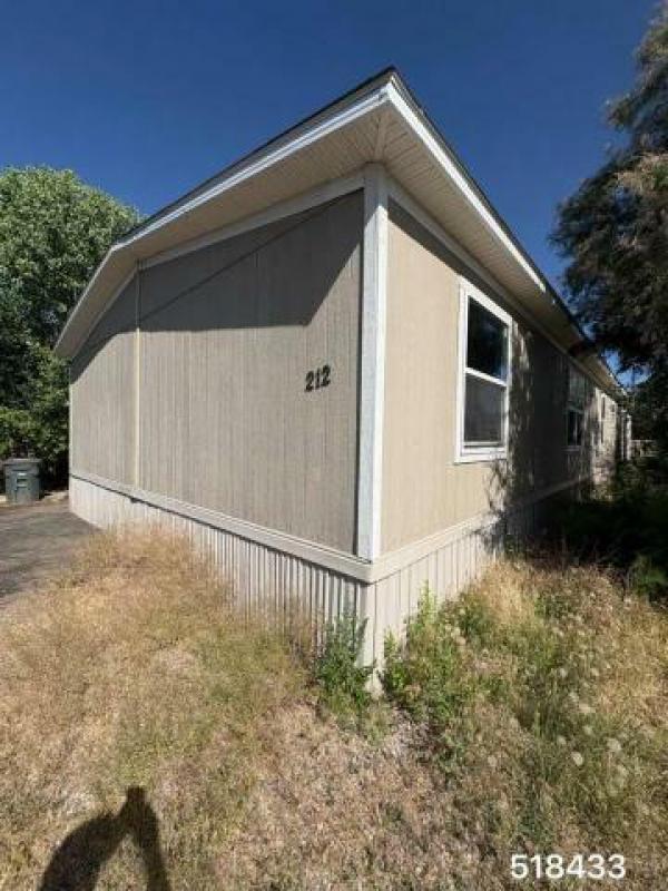 Photo 1 of 2 of home located at Repo Depot Mobile Home Sales 2500 Karsten Ct SE Albuquerque, NM 87102