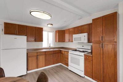 Photo 3 of 26 of home located at 325 3rd Avenue Pacifica, CA 94044