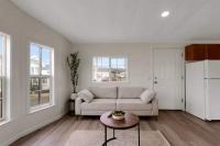1990 American Manufactured Home