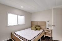 1990 American Manufactured Home