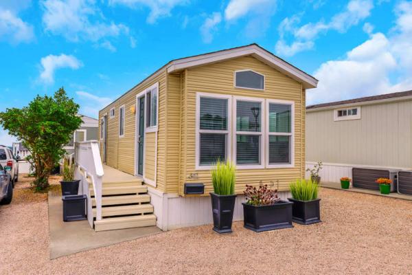 1990 American Manufactured Home