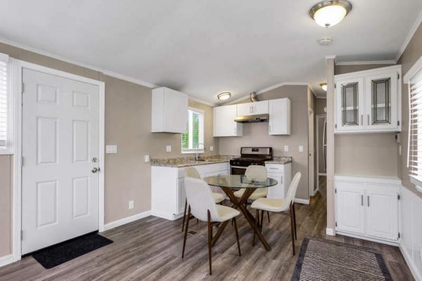 1980 American Manufactured Home