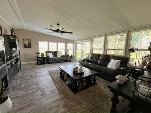 1989 GLEN Manufactured Home