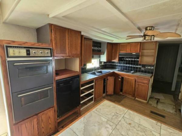 1971 HILC Manufactured Home