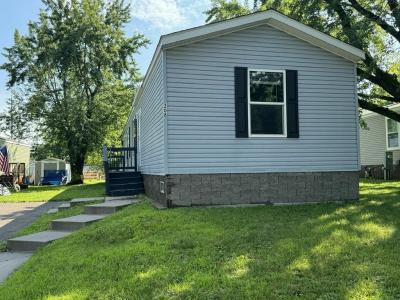 Photo 2 of 17 of home located at 208 Cimarron Lake Elmo, MN 55042