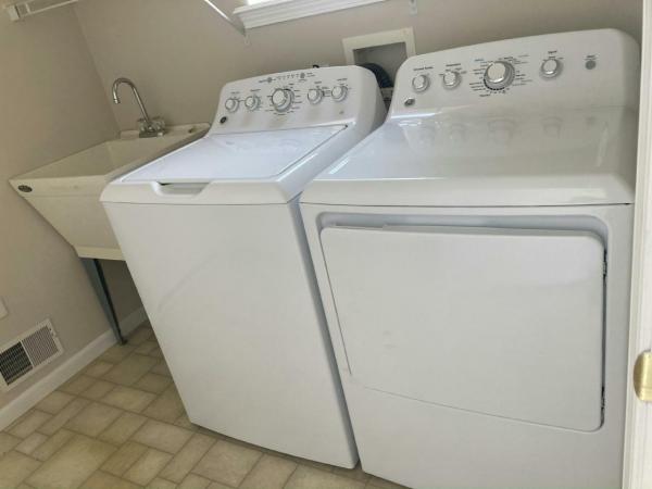 2004 HI - Tech Prairie 2 Manufactured Home