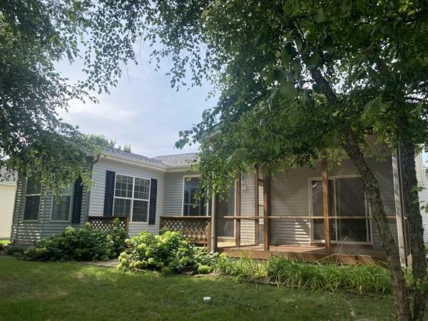 2004 HI - Tech Prairie 2 Manufactured Home