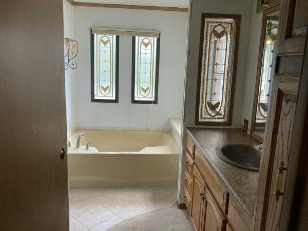 1990 Schult Blairwood Manufactured Home