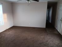 2011 Crest 81SUN16663 Mobile Home