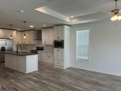 Photo 3 of 20 of home located at 41094 Roselle Loop Zephyrhills, FL 33540
