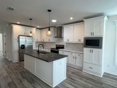 Photo 5 of 20 of home located at 41094 Roselle Loop Zephyrhills, FL 33540