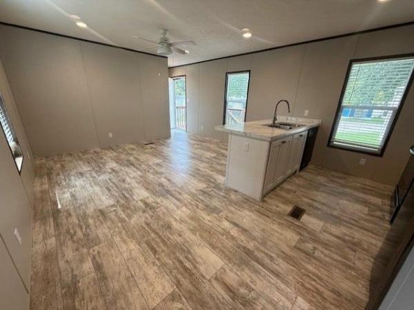2023 Southern Energy Homes Price Buster Mobile Home
