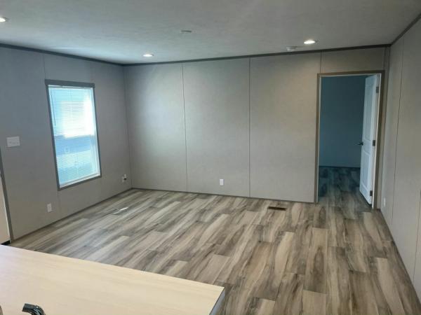 2025 Clayton The Maynardville Classic 66 Manufactured Home