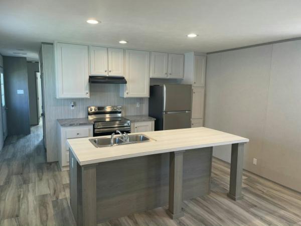 2025 Clayton The Maynardville Classic 66 Manufactured Home