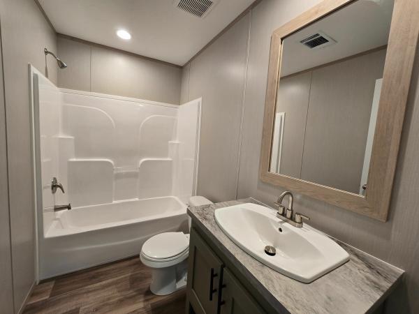 2025 Clayton Homes Inc Epic Journey - Desoto Mobile Home