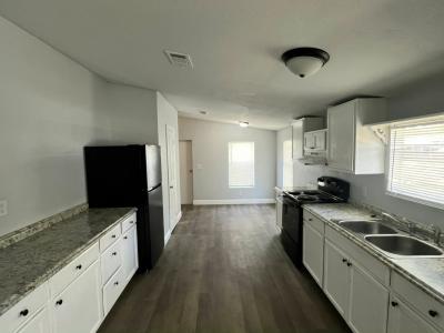 Photo 2 of 18 of home located at 93 Tower Manor Cir E Auburndale, FL 33823