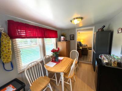 Photo 4 of 22 of home located at 32 Birch Ridge Trail Nashua, NH 03062