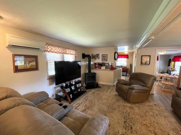 1963 55-2-10 24845 Mobile Home