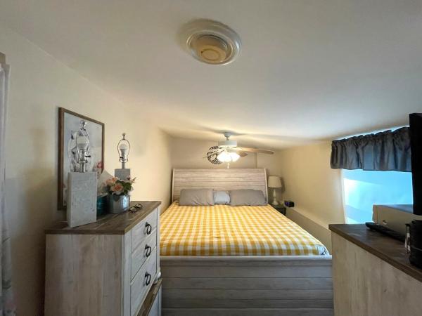 1963 55-2-10 24845 Mobile Home