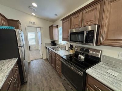 Photo 4 of 20 of home located at 8700 E. University Dr. # 0423 Mesa, AZ 85207