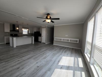 Photo 5 of 14 of home located at 10826 Kapuan Ct Conroe, TX 77303
