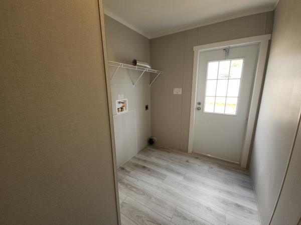 2025 champion NM2860L-2860H42276 Mobile Home