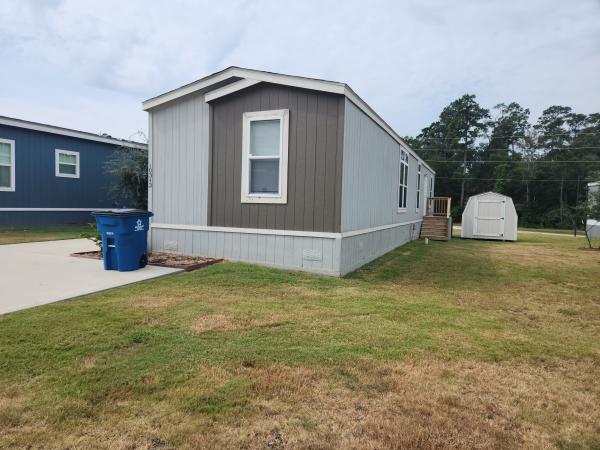 2022 Champion 19CS1660A Mobile Home