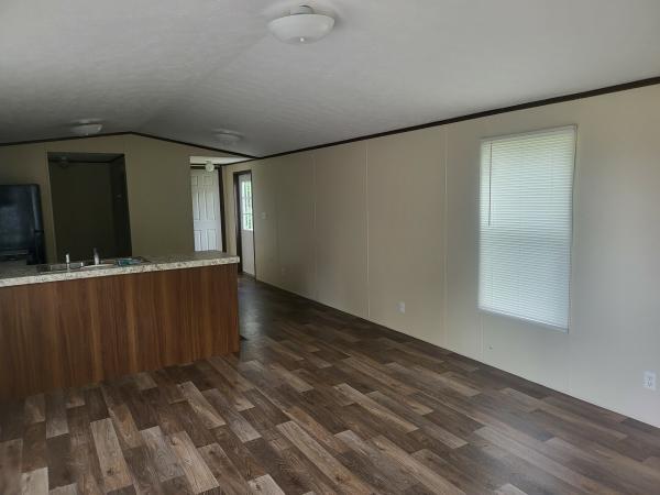 2022 76CEJ16663AH22  Home