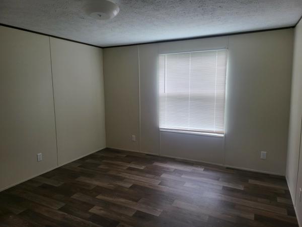 2022 76CEJ16663AH22  Home