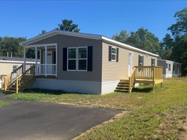 2025 Skyline 31-F472-CTJ Mobile Home