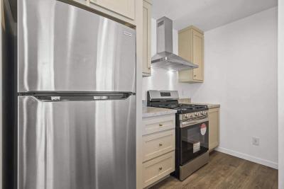 Photo 5 of 18 of home located at 4315 N Flowing Wells Rd
# 11 Tucson, AZ 85705