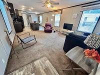 2019 CMH MANUFACTURING WEST 96PLH16763JH19 Mobile Home