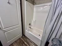 2019 CMH MANUFACTURING WEST 96PLH16763JH19 Mobile Home