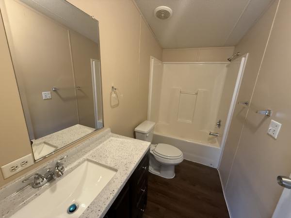 2007 Clayton Homes ARC28443A Mobile Home